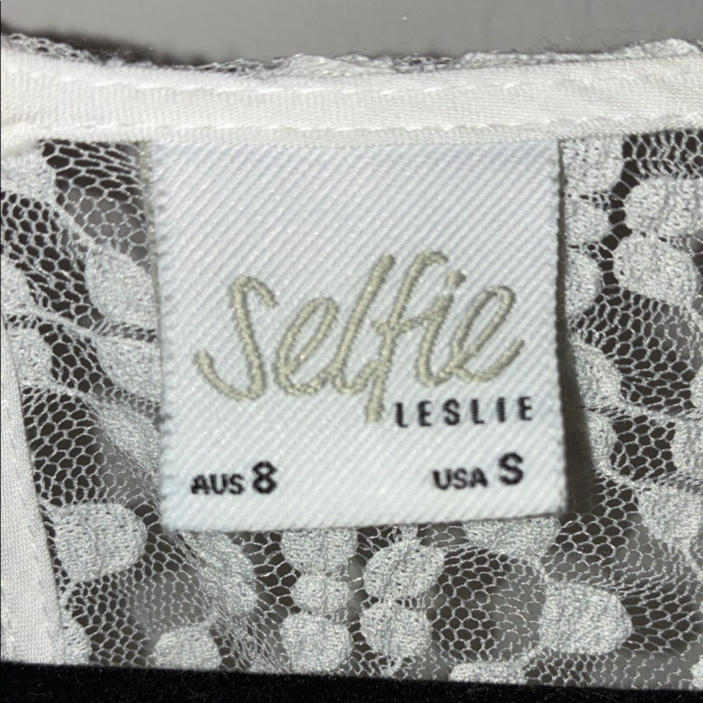 Selfie Leslie Lace Birkin Long Sleeve Sheath Dress Size Small - Picture 11 of 11